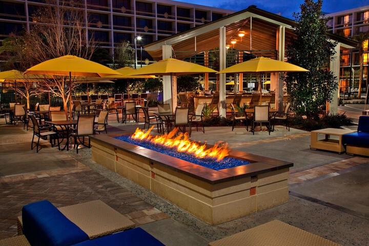 Terrace/Patio 59 of 60