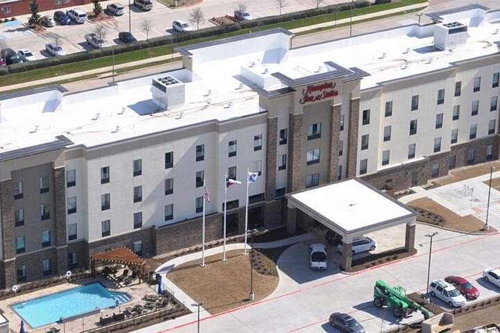Hampton Inn & Suites Dallas / Ft. Worth Airport South