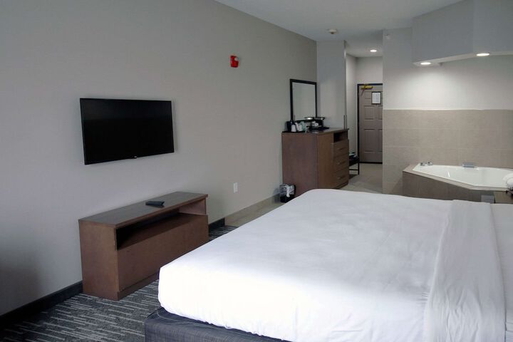Country Inn & Suites by Radisson Council Bluffs, IA