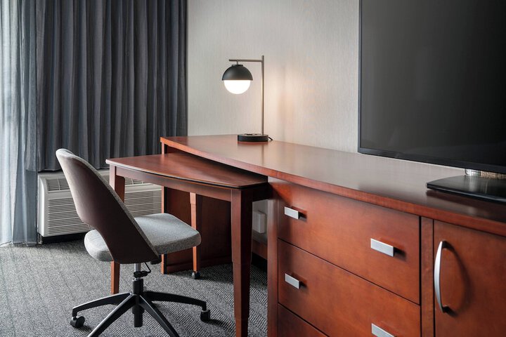 Courtyard by Marriott Seattle Southcenter