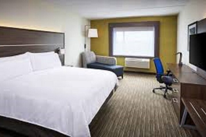 Holiday Inn Express McComb by IHG