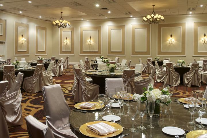Ballroom/Hall 110 of 114