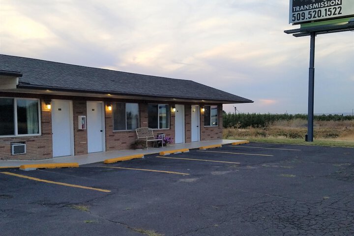 Out West Motel
