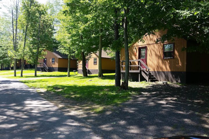 Property Grounds 27 of 34