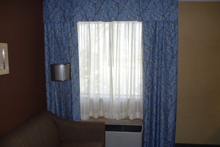 Room 17 of 43