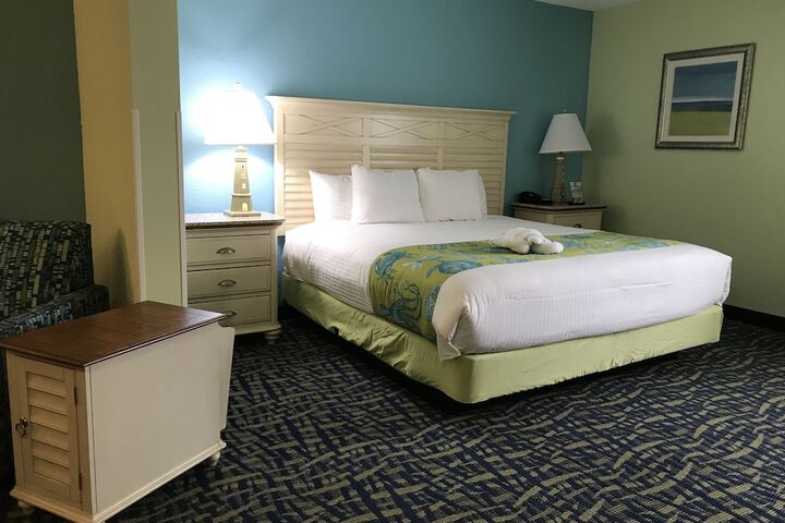 Room 30 of 50