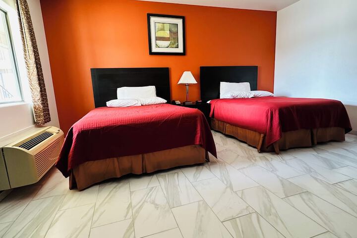 Lux Inn and Suites