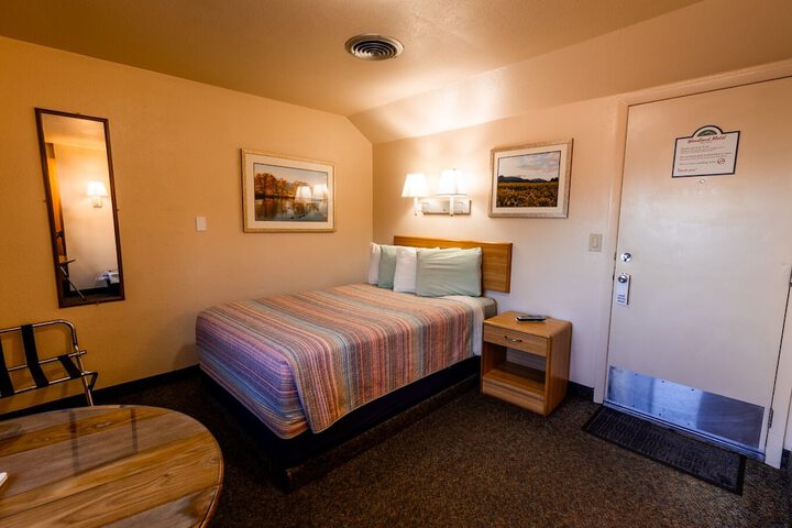 Room 55 of 83