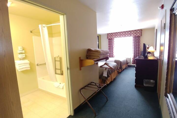 Room 65 of 83