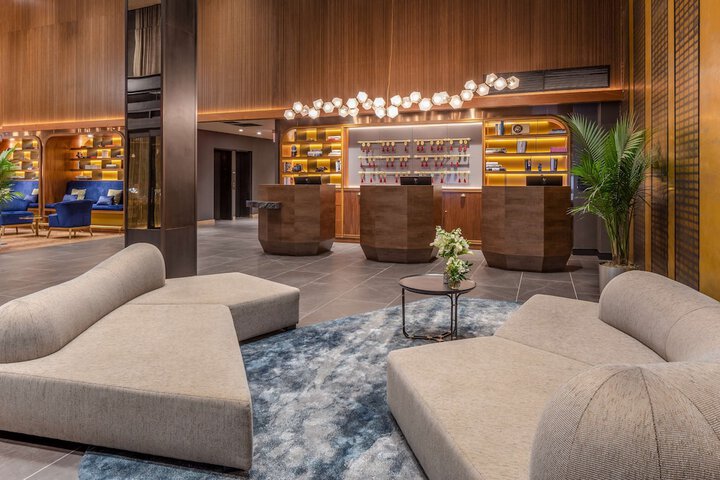 Hotel Interior 18 of 100