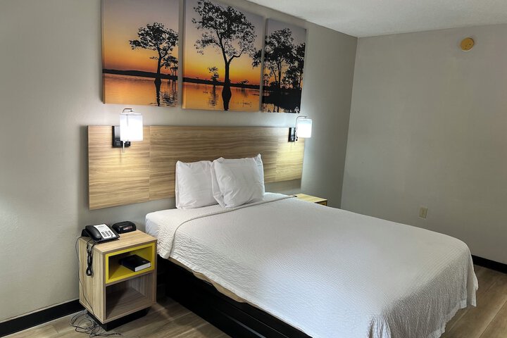 Room 20 of 24