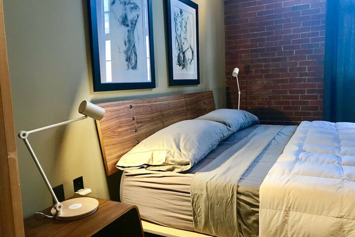 Room 18 of 38