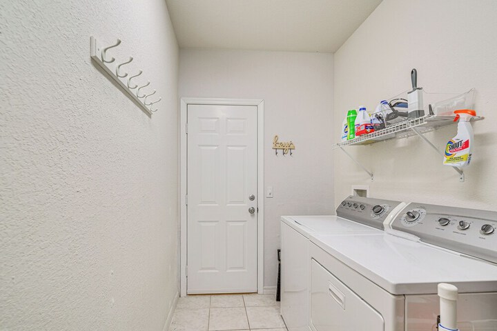 4 Mi to Rainbow Springs: Dunnellon Home w / Pool!