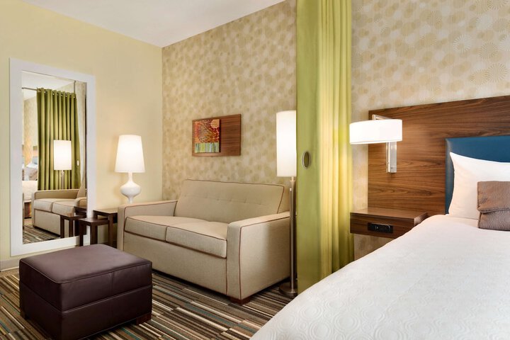 Home2 Suites by Hilton Cleveland Beachwood