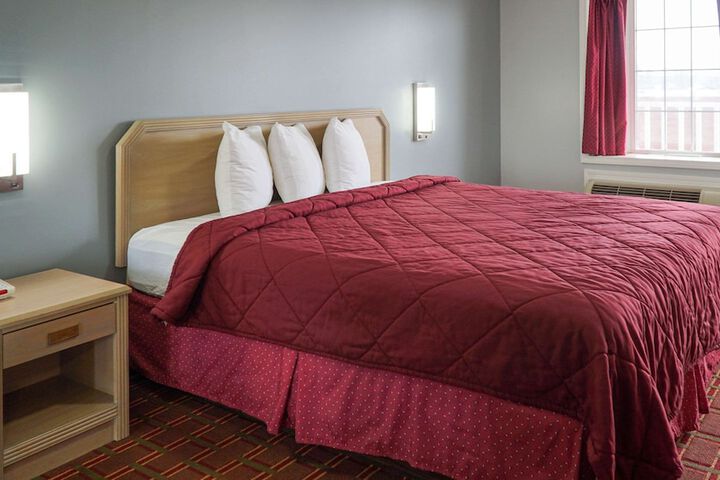 Room 32 of 50