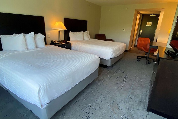Room 30 of 63