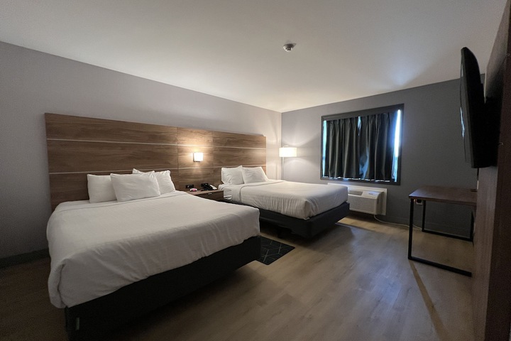 Room 17 of 24