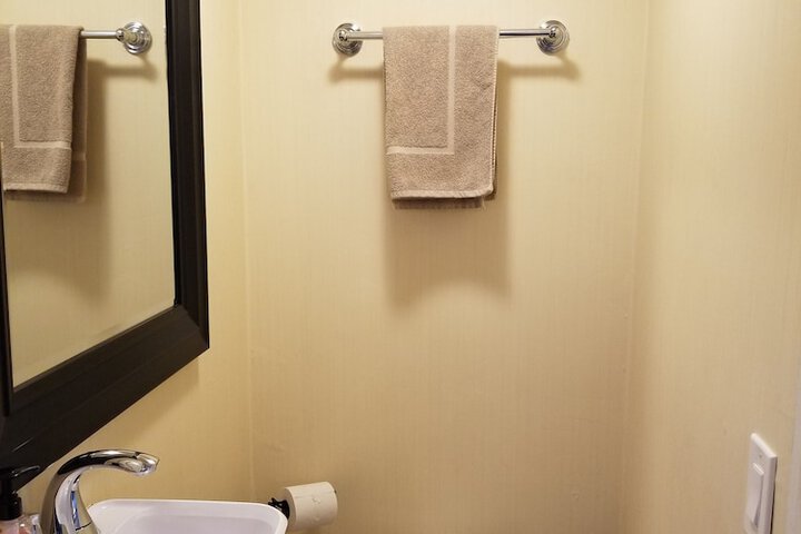 Room 15 of 41