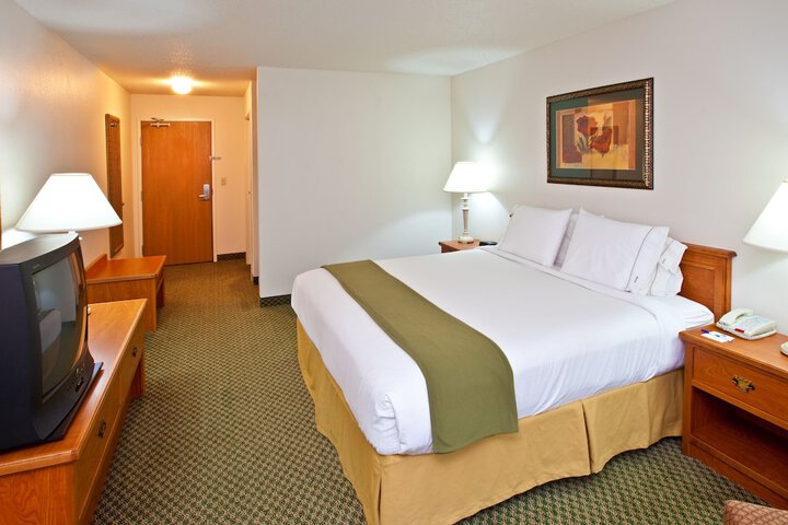 Room 10 of 43