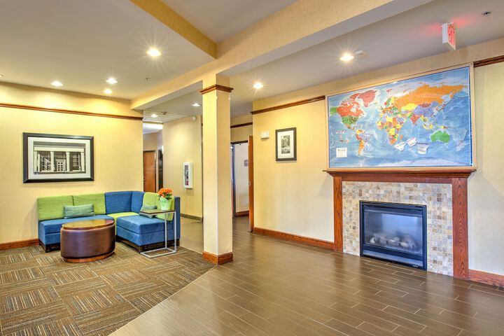 Comfort Suites Urbana Champaign University Area