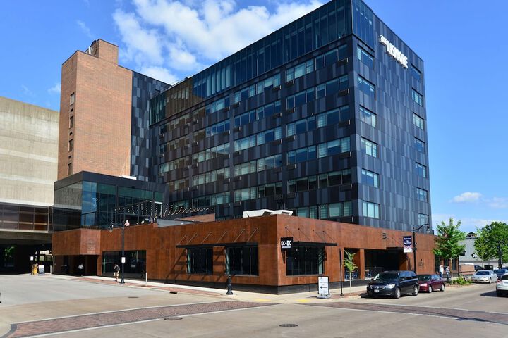 The Lismore Eau Claire - a DoubleTree by Hilton