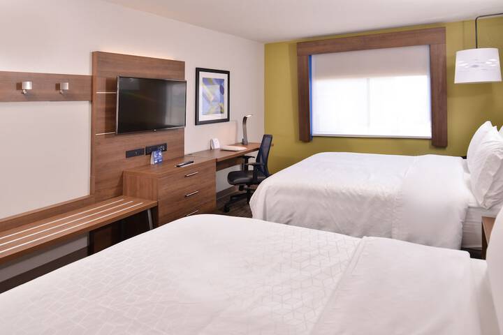 Holiday Inn Express Hotel & Suites Mesquite by IHG