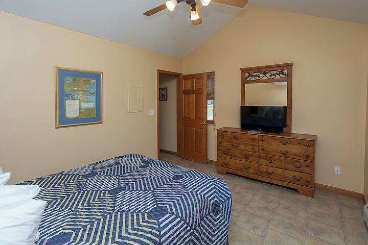 Room 104 of 129