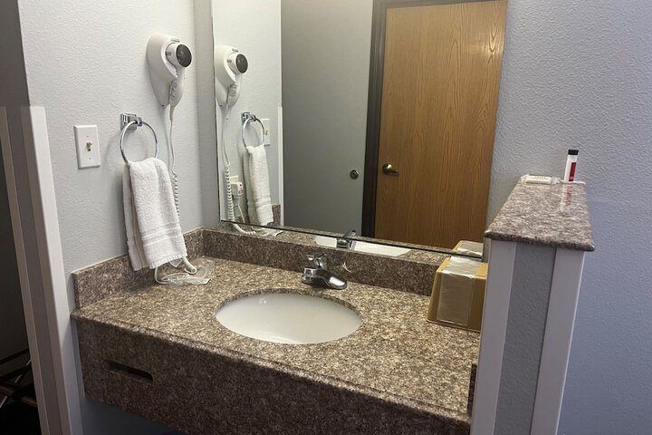 Room 13 of 29
