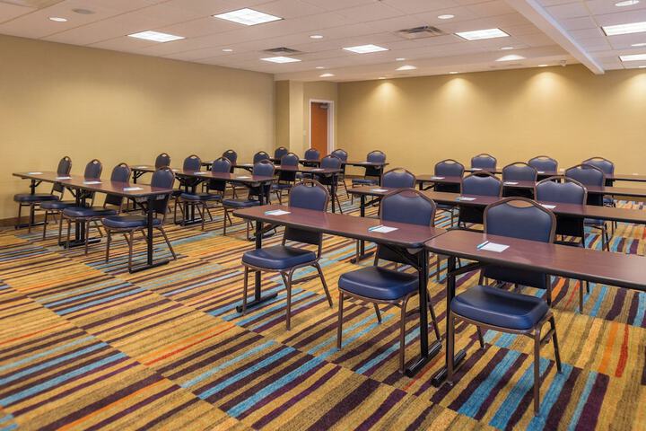 Fairfield Inn & Suites by Marriott San Antonio NE / Schertz