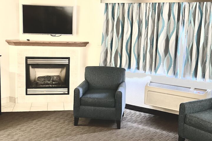 Room 13 of 43