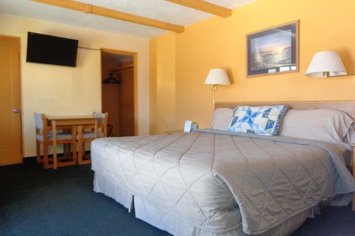Room 14 of 40