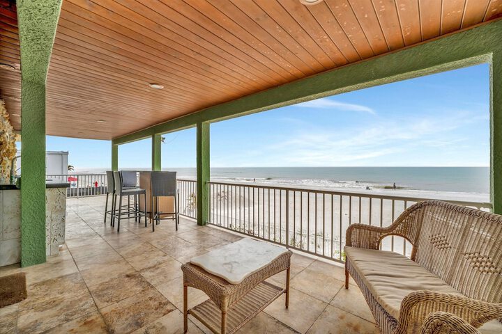 Stones Throw Beachfront Luxury Suites