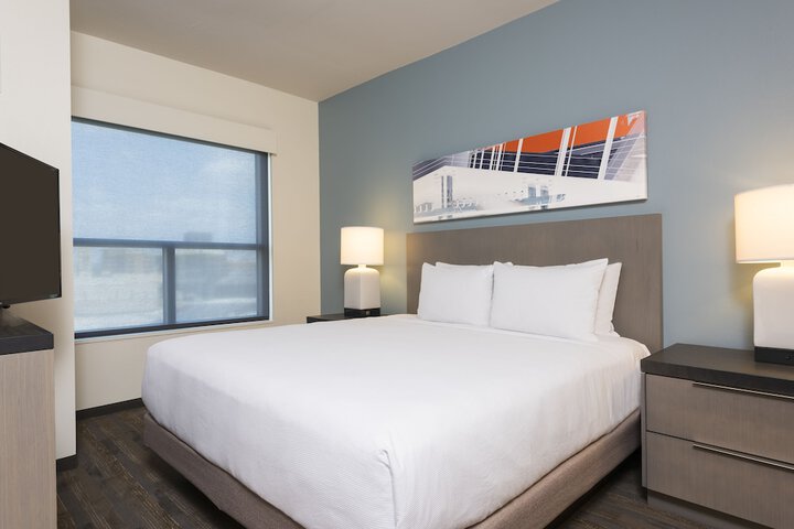 Room 20 of 33
