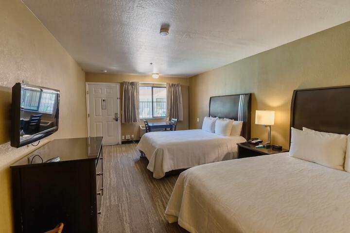 Room 31 of 40