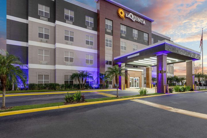 Hotel 2 of 60