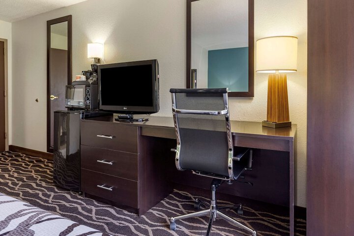 Room 21 of 29