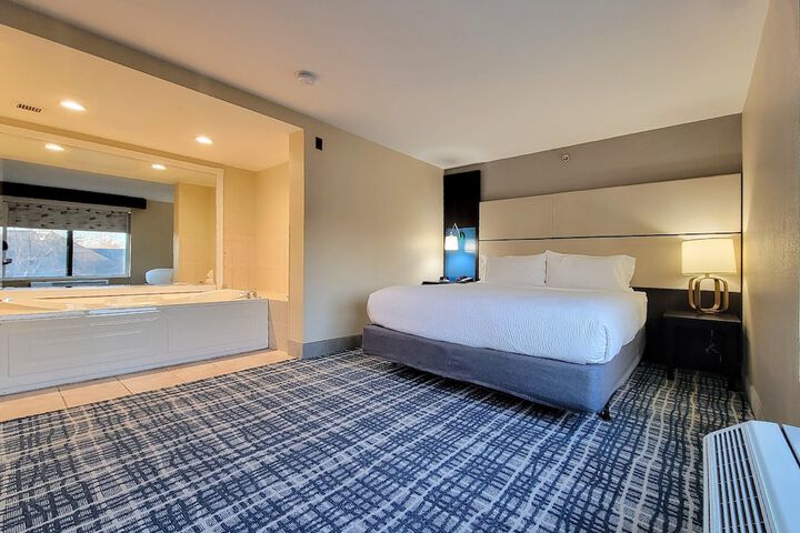 Room 19 of 90