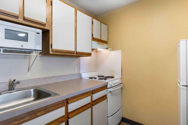 Room 12 of 23