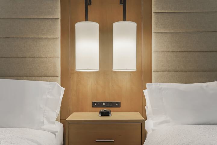 Room 21 of 62
