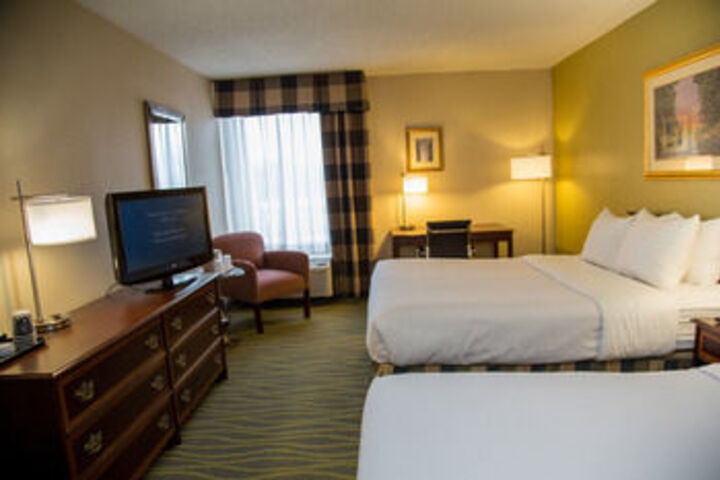 Ramada Plaza Rochester Airport