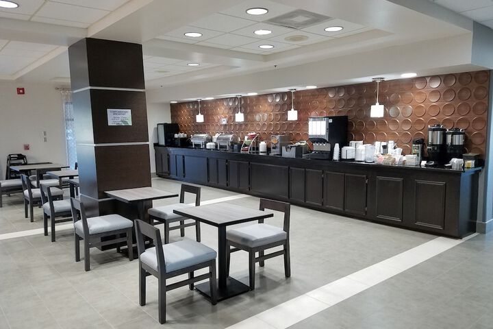Comfort Inn & Suites Columbus North