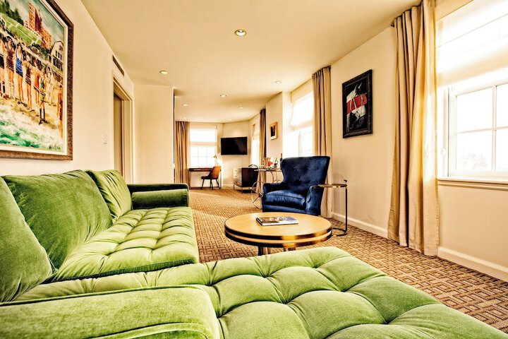 Room 35 of 124