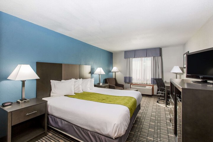 Room 20 of 48