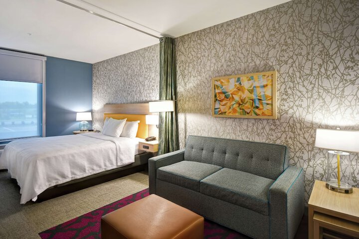 Room 21 of 46