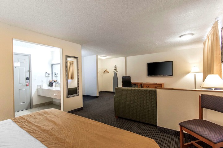 Room 36 of 48