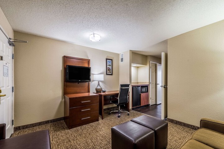 Room 15 of 50