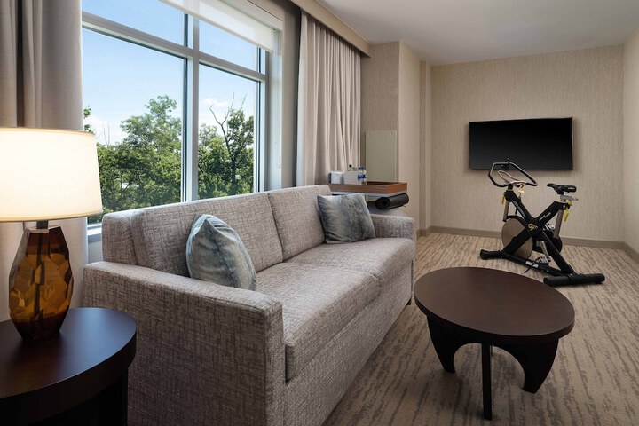 Room 14 of 39