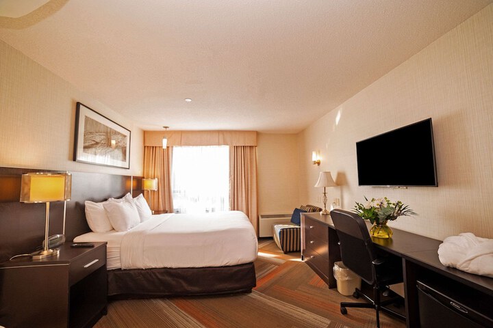Room 27 of 49