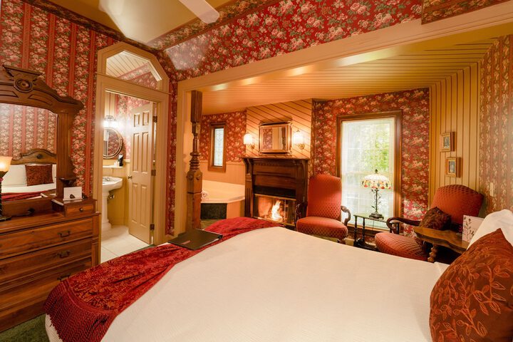 Room 73 of 129
