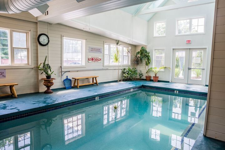 Pool 14 of 260